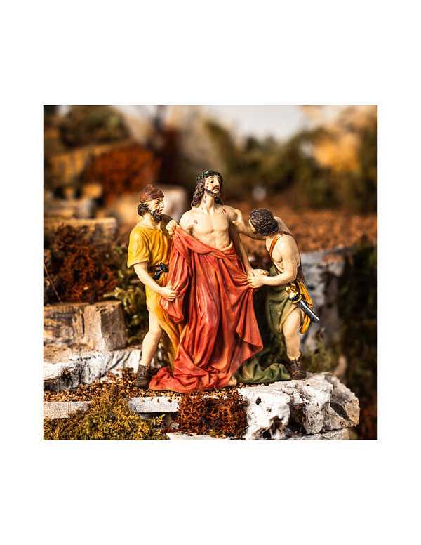 Jésus est dépouillé de ses vêtements -...