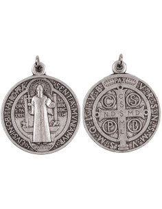 Médaille de saint Benoît en métal argenté de 15 mm de diamètre