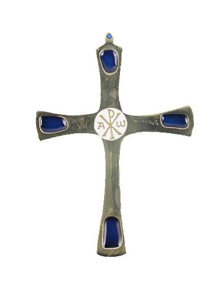 Croix en bronze avec au centre le chrisme, l'alpha et l'omega