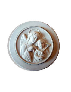 Joli médaillon en plâtre d'un ange avec un enfant