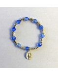 Joli bracelet dizainier en perles bleues avec une petite médaille miraculeuse