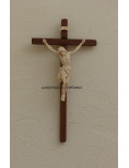 Crucifix avec Christ en bois sculpté