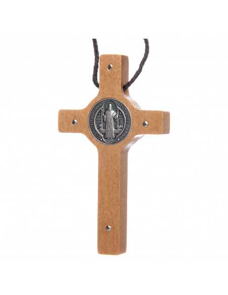 Pendentif croix en bois de saint Benoît