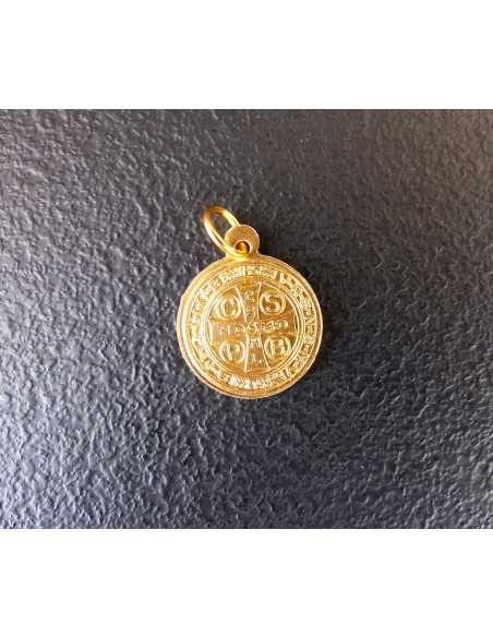 Médaille de saint Benoît en aluminium doré - 18 mm
