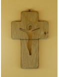 Croix ajourée en chêne - Christ - 15 cm