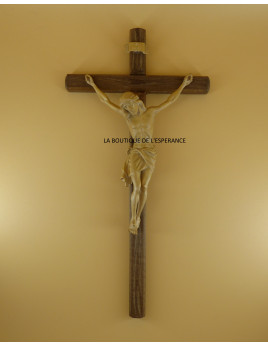 Crucifix avec Christ en bois sculpté