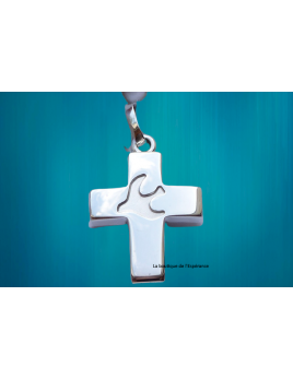 Petite croix en argent avec Colombe de fabrication française de 17 mm