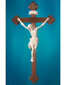 Magnifique crucifix en bois d'érable, d'excellente facture, avec Christ en bois sculpté.