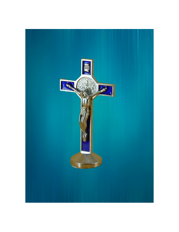 Petite croix de saint sur socle en métal