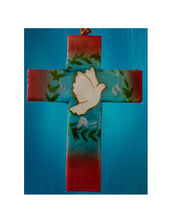 Jolie croix en nacre sur bois avec une attache sur le dessus.