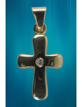 Petite croix fantaisie avec un zircon blanc au coeur de la croix.