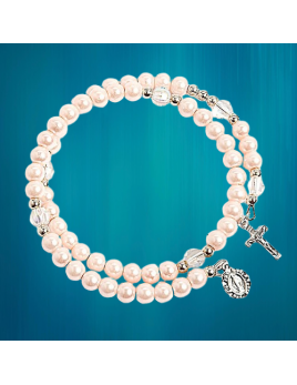 Joli bracelet chapelet en perles roses  avec une petite croix et une médaille de la Vierge